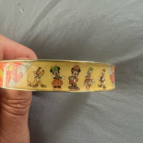 Disney Bradford Exchange Monthly Bracelets - Picture 13 of 15